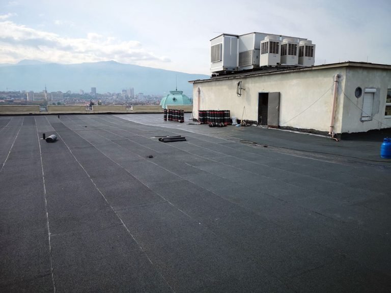 How to install the roofing waterproof membrane properly?